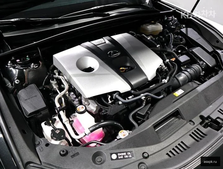 Lexus LX570 6