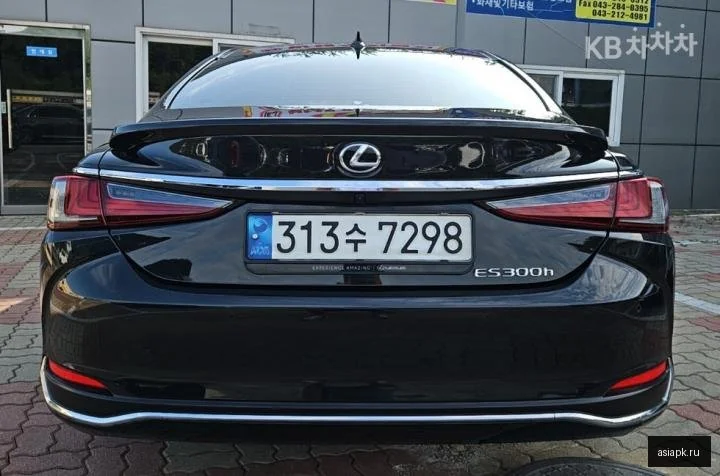 Lexus ES350 6