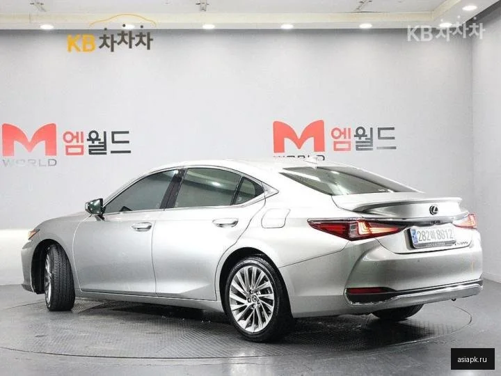 Lexus ES300h 4
