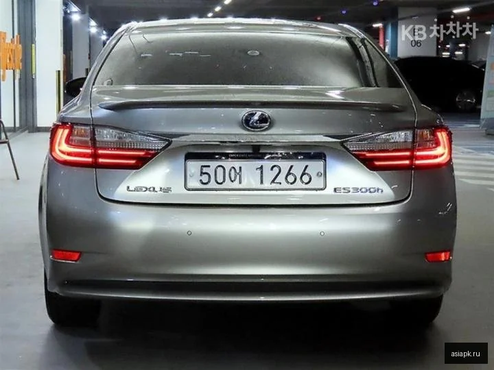 Lexus ES300h 6
