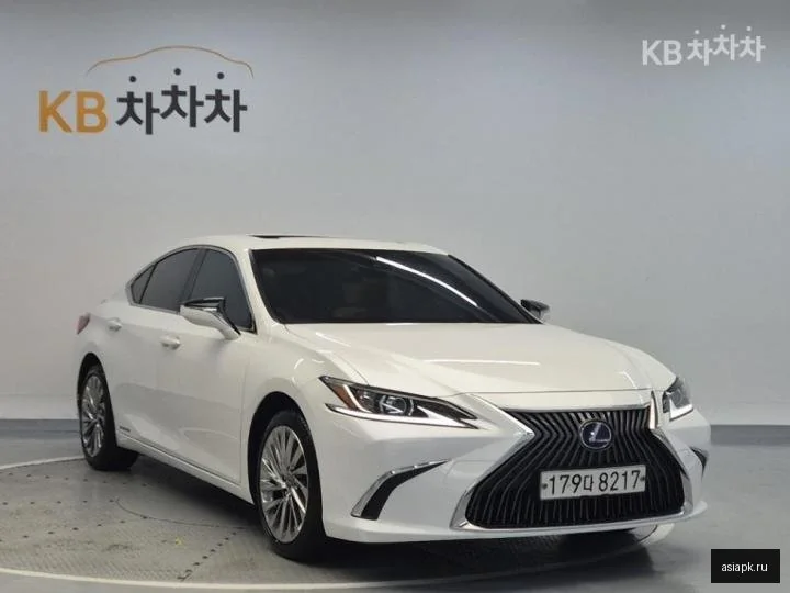 Lexus ES250 4