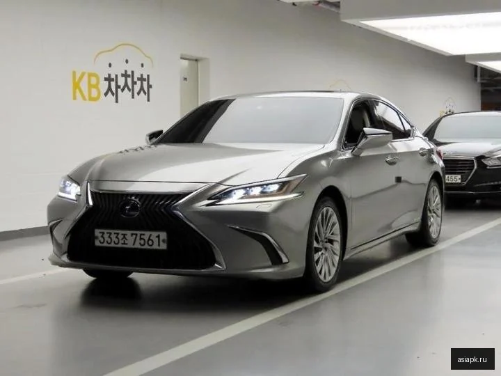 Lexus NX300h 2