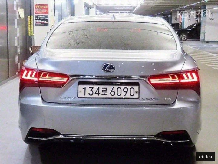 Lexus LS500h 5