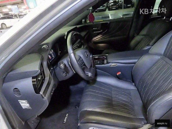 Lexus LS500h 6
