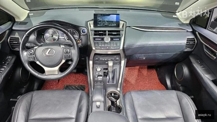 Lexus GS350 6