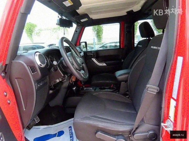 Lexus LX600 5