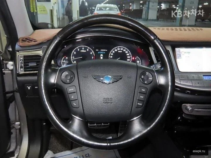 Lexus UX300e 5