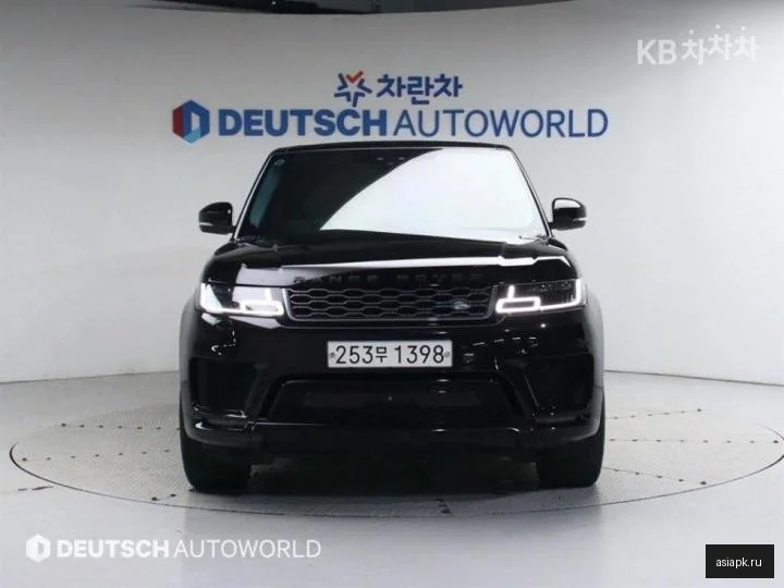 Lexus UX200 4