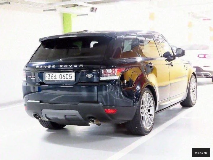 Lexus UX200 3