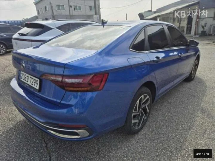 Lexus UX200 5