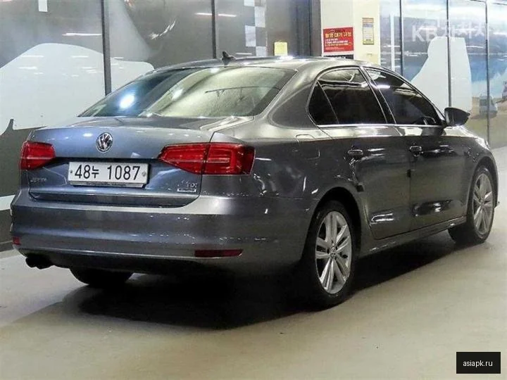 Lexus LX570 4