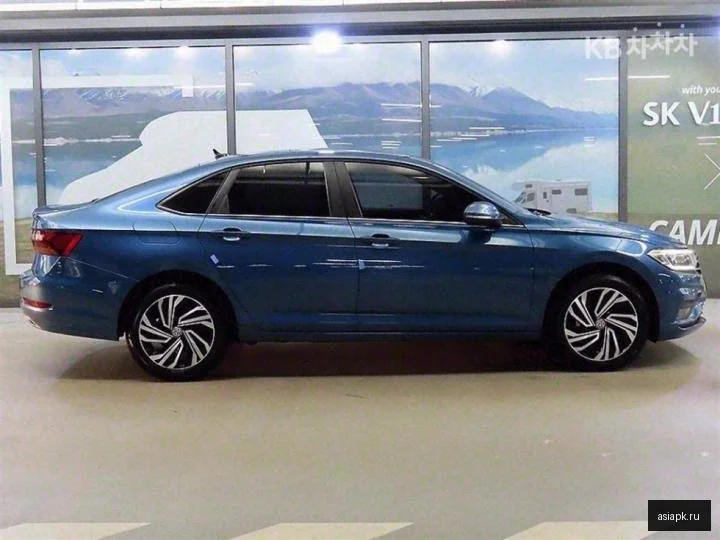 Lexus LS460L 3