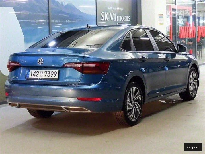 Lexus LS460L 4