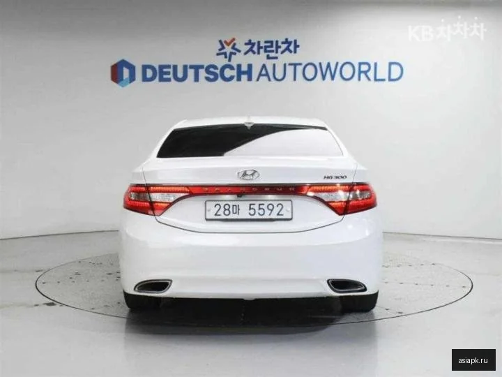 Lexus LS600h 5