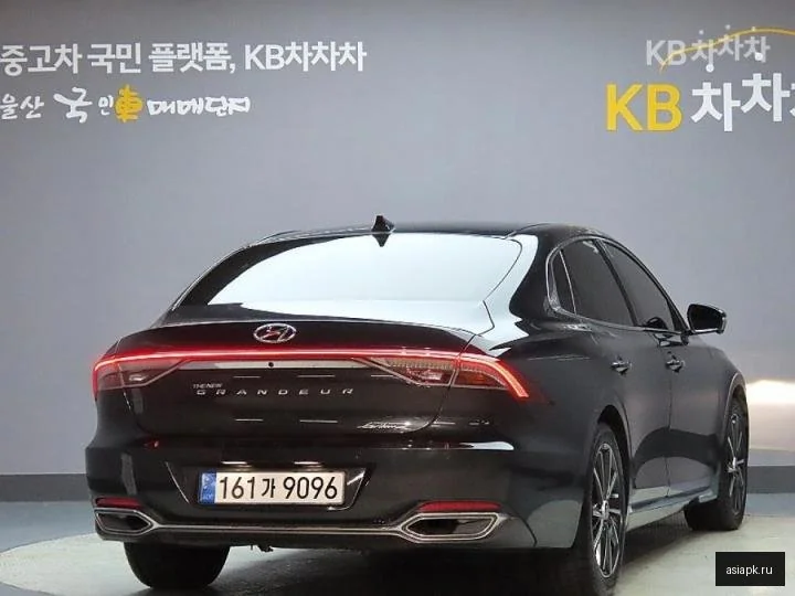 Lexus NX300h 3