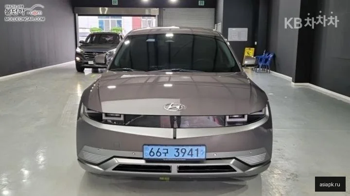 Lexus LS500h 4
