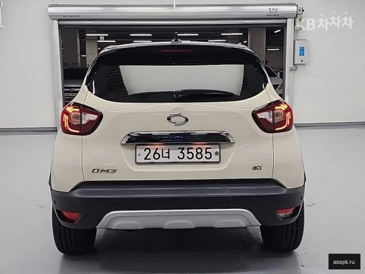 Lexus IS300h 4