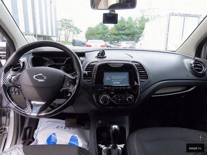Lexus LS460L 6