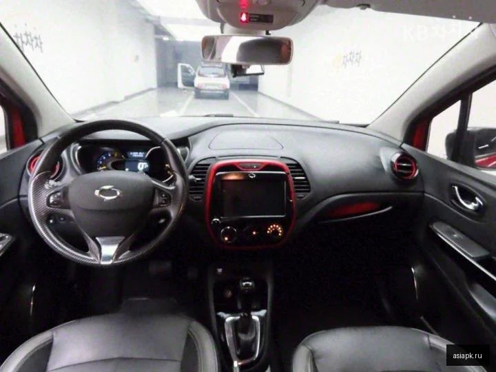 Lexus IS300h 5