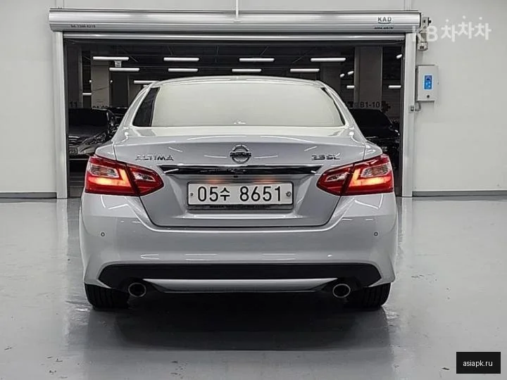 Lexus LS500h 3