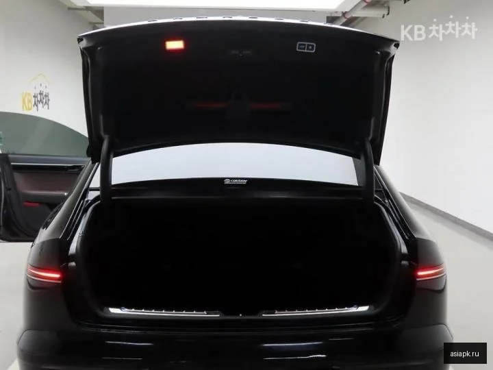 Audi Q7 6