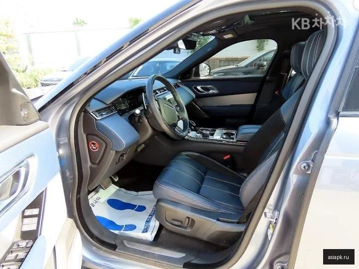 Audi S8 5