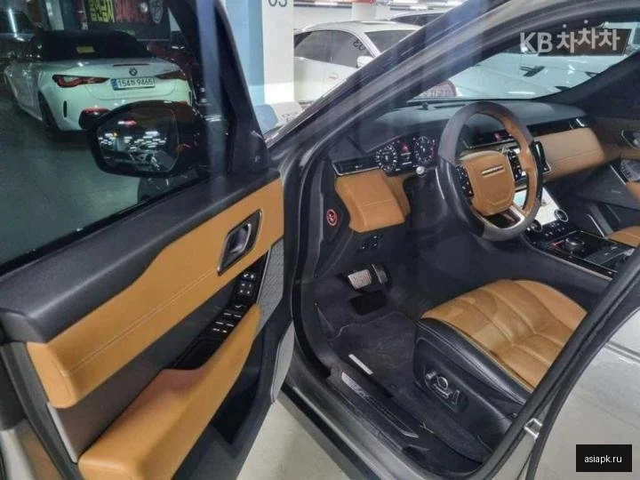 Audi S8 5