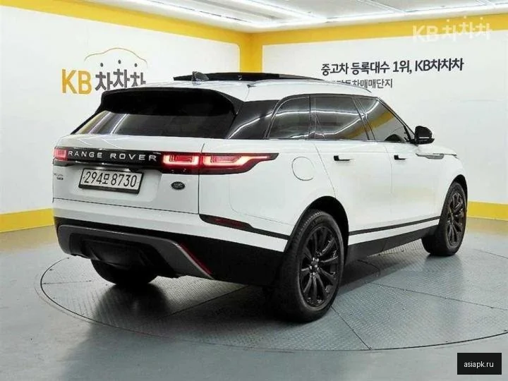 Audi RS Q8 4