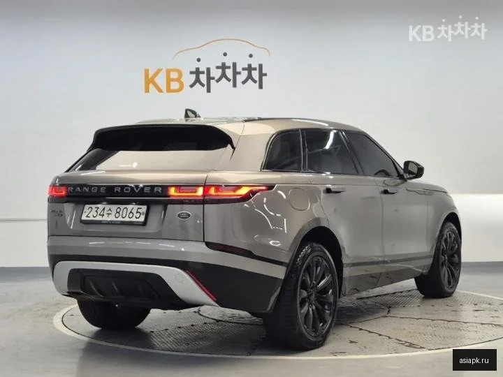 Audi RS Q8 3