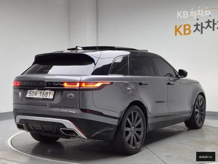 Audi RS Q8 3