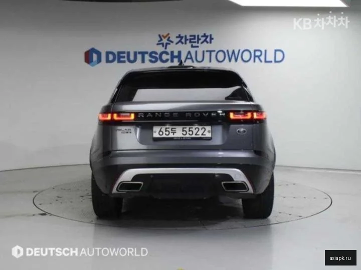 Audi RS Q8 4