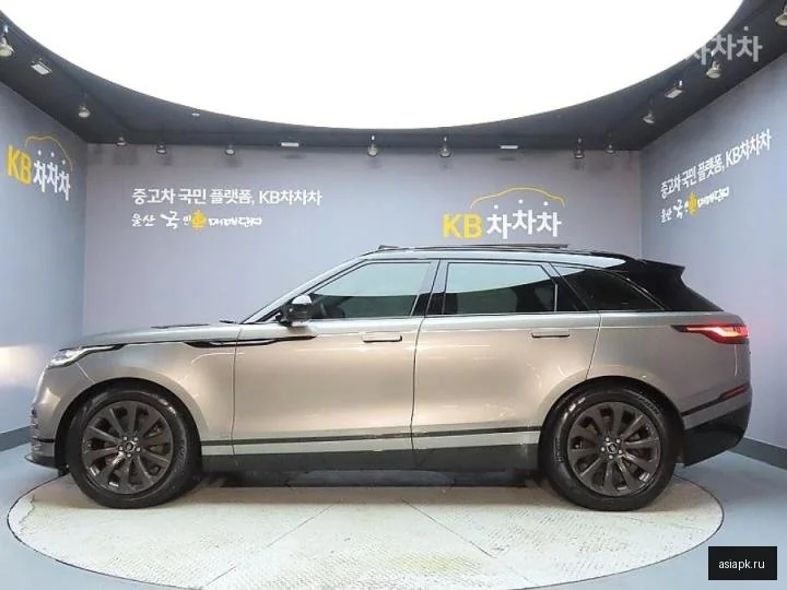 Audi RS Q8 5