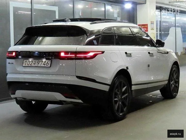 Audi RS Q8 4