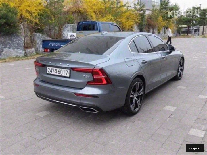 Audi RS5 3