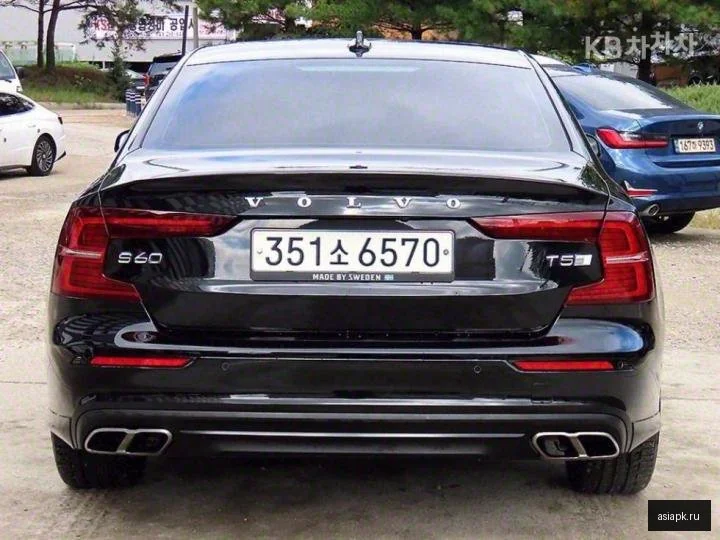 Audi RS5 4