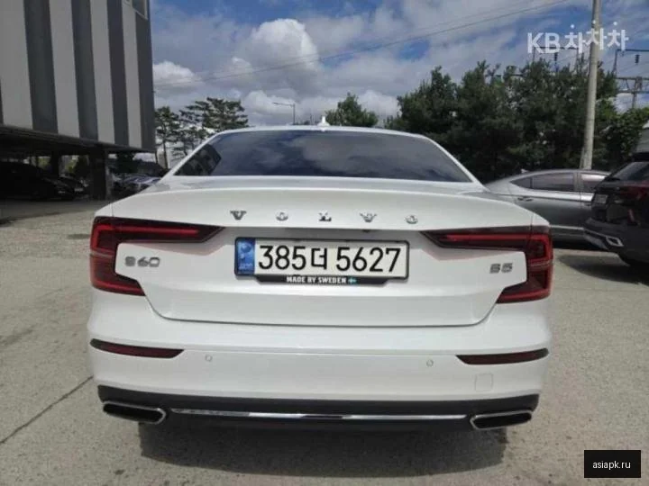 Audi RS5 3
