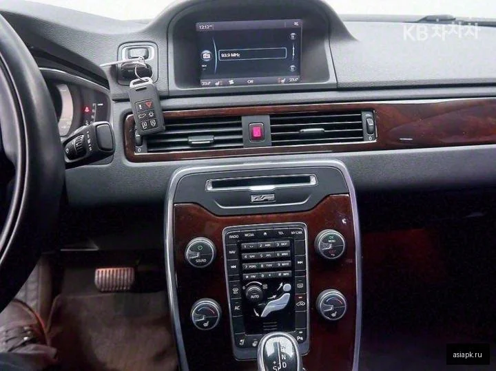 Audi RS Q3 6