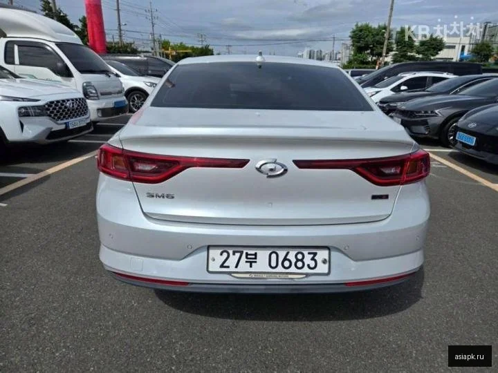 Audi Q3 6