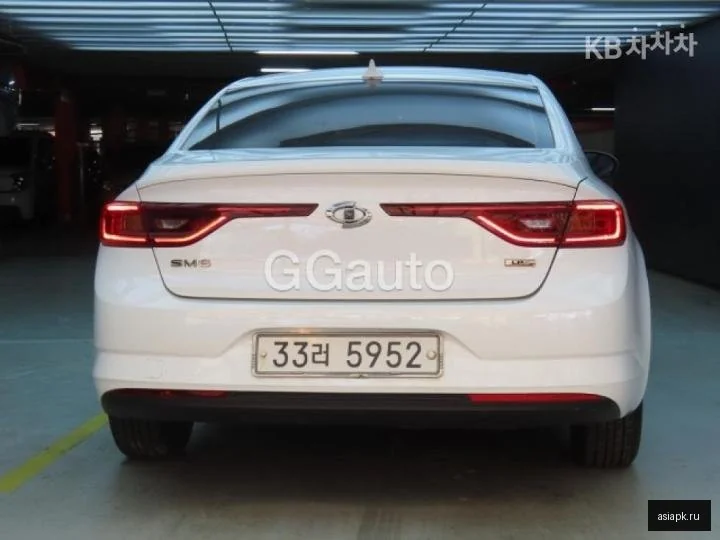 Audi Q3 4
