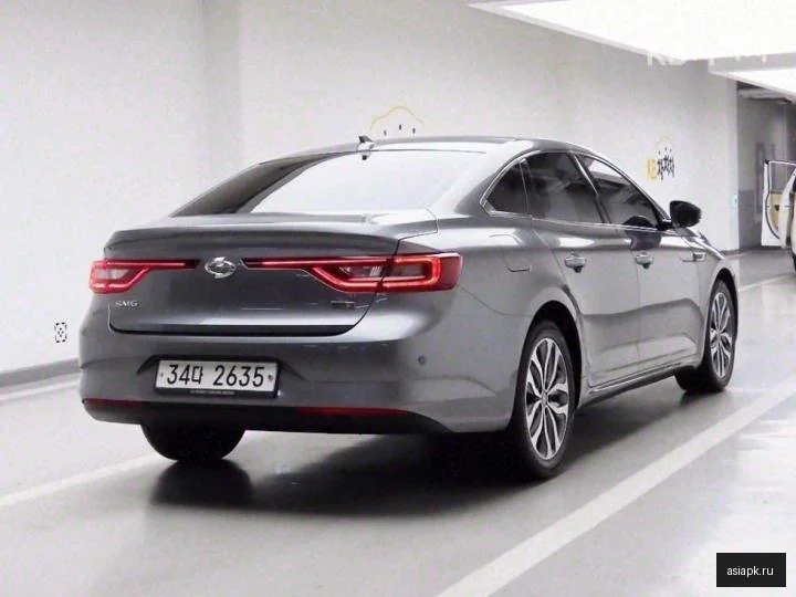 Audi Q3 4