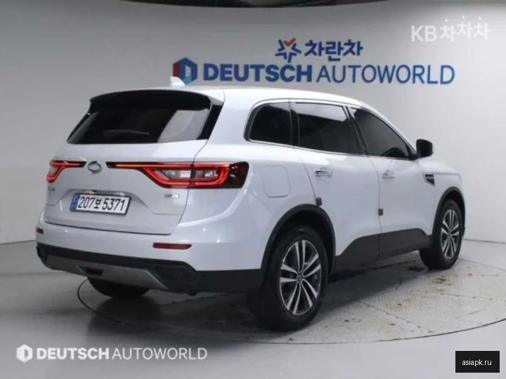Audi SQ8 3