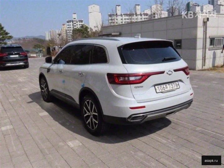 Audi Q5 Sportback 4