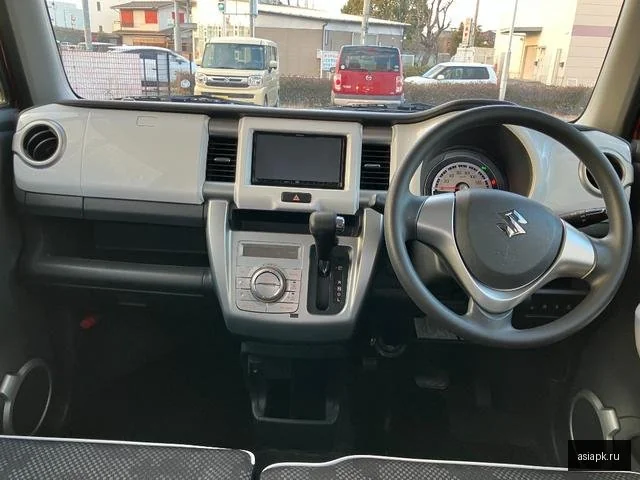 Suzuki Hustler 6