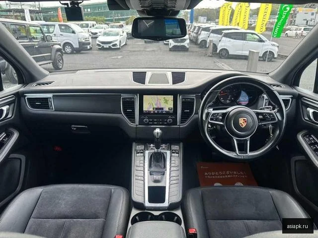 Porsche Macan 5