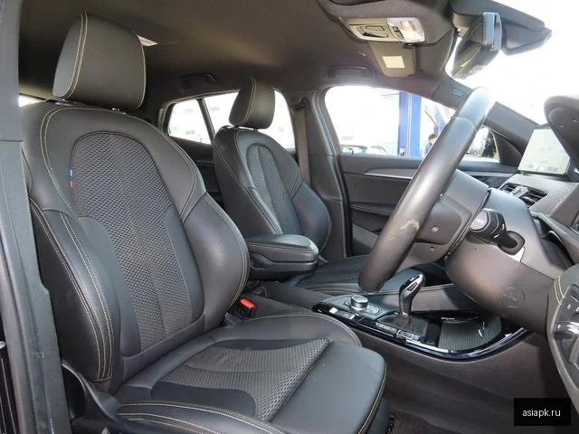 BMW X2 6