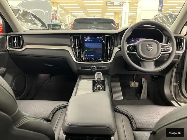 Volvo V60 3