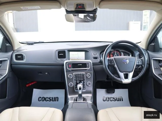 Volvo V60 5