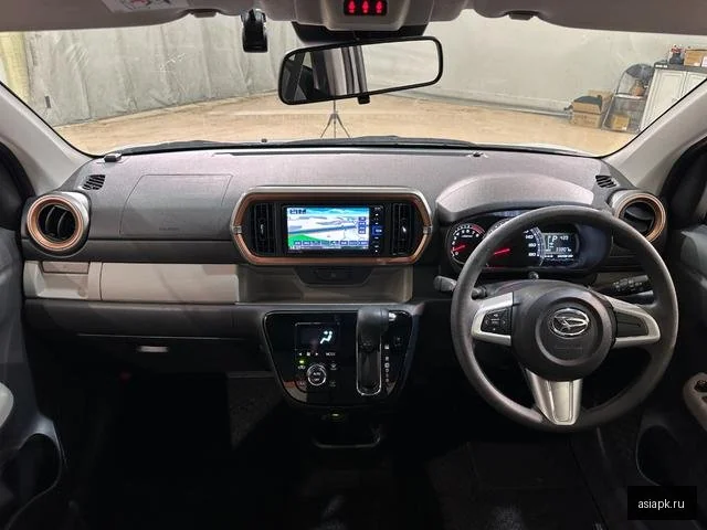 Daihatsu Boon 4