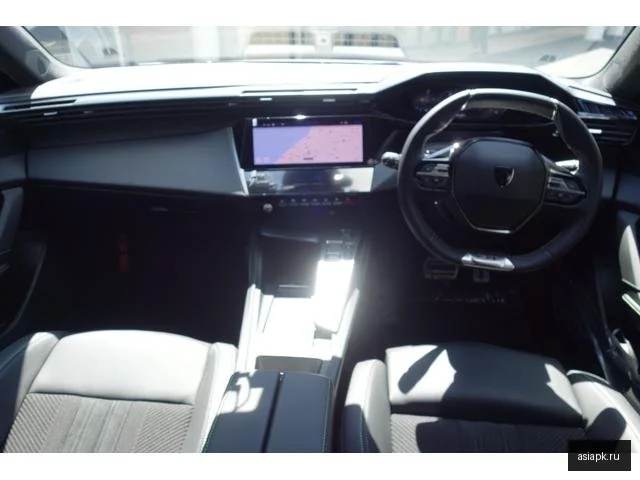 Peugeot 408 6