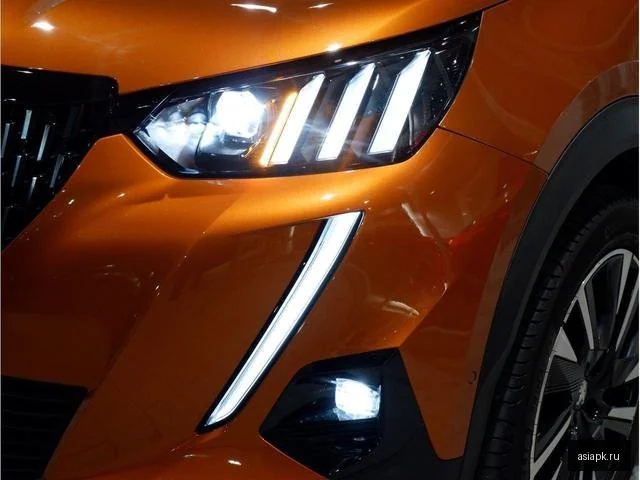 Peugeot 2008 5